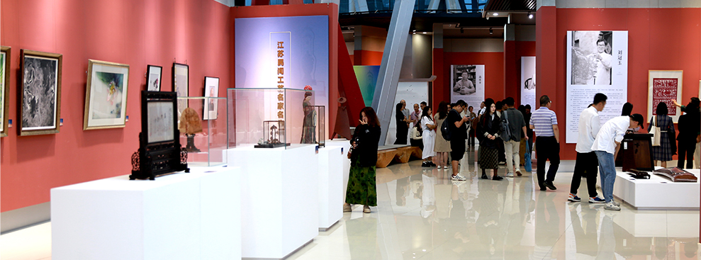 请更换背景图片